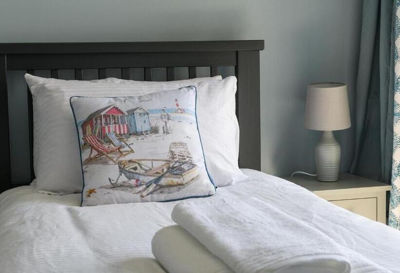 Midshore Boutique Holiday Apartment