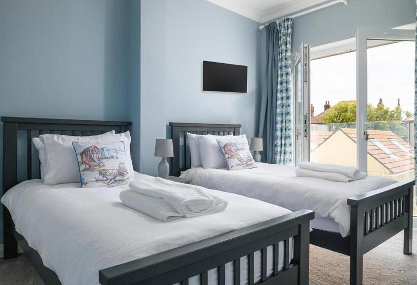 Midshore Boutique Holiday Apartment