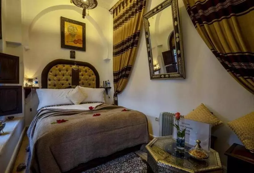 Pensione Room In B&b   Riad Anabel   Chocolat Double Room