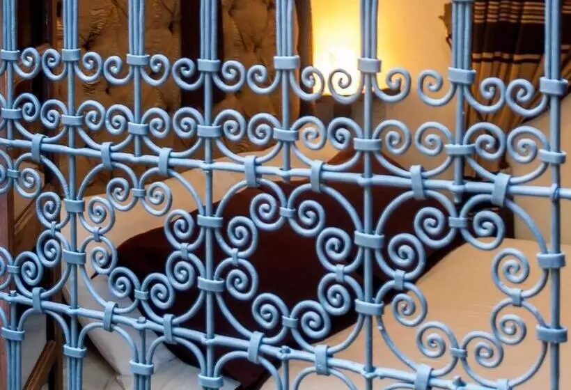 Pensione Room In B&b   Riad Anabel   Chocolat Double Room