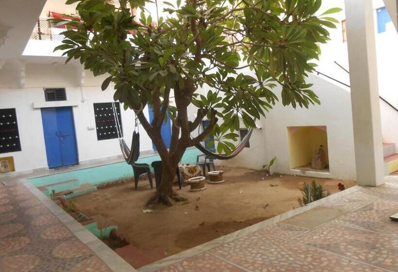 Pensão Shiva Guest House