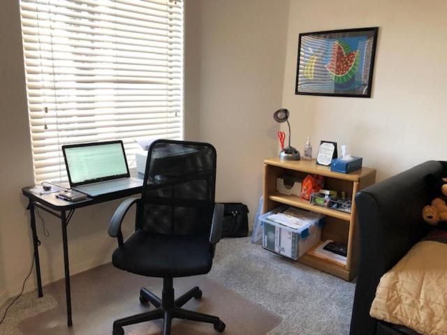 3 En Suite Bedrooms!! Spacious 2 Story Townhome With Pool And Spa + 2 Car Garage