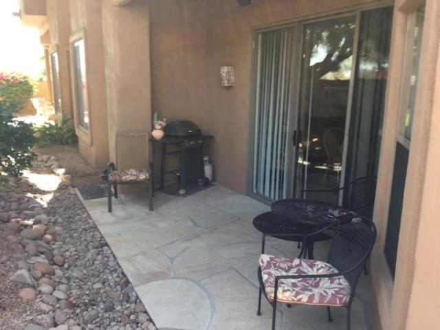 3 En Suite Bedrooms!! Spacious 2 Story Townhome With Pool And Spa + 2 Car Garage