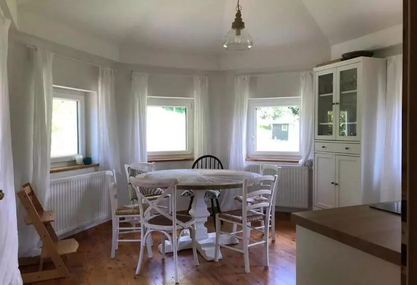 Ferienwohnungen Tinymoon