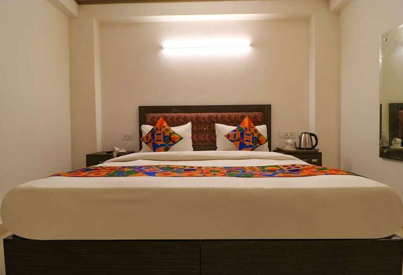 هتل Fabexpress Dolphin International Near Delhi Airport