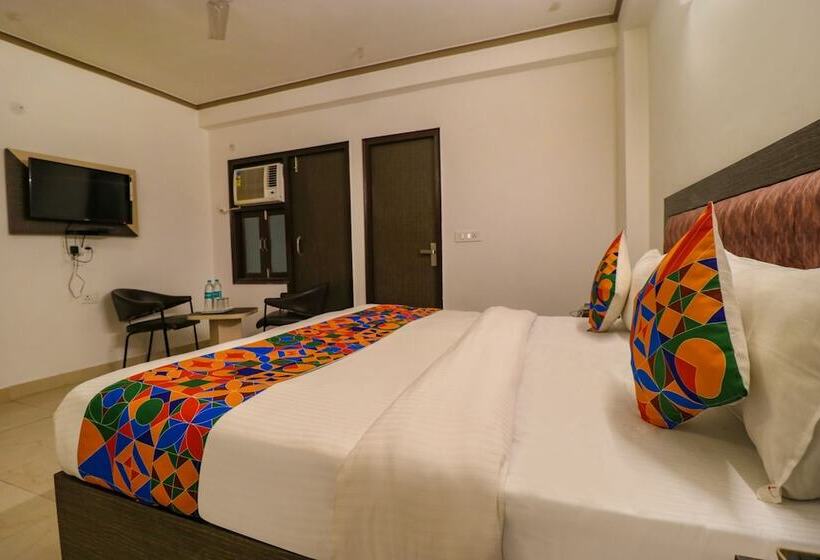 هتل Fabexpress Dolphin International Near Delhi Airport