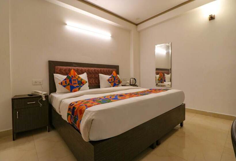 هتل Fabexpress Dolphin International Near Delhi Airport
