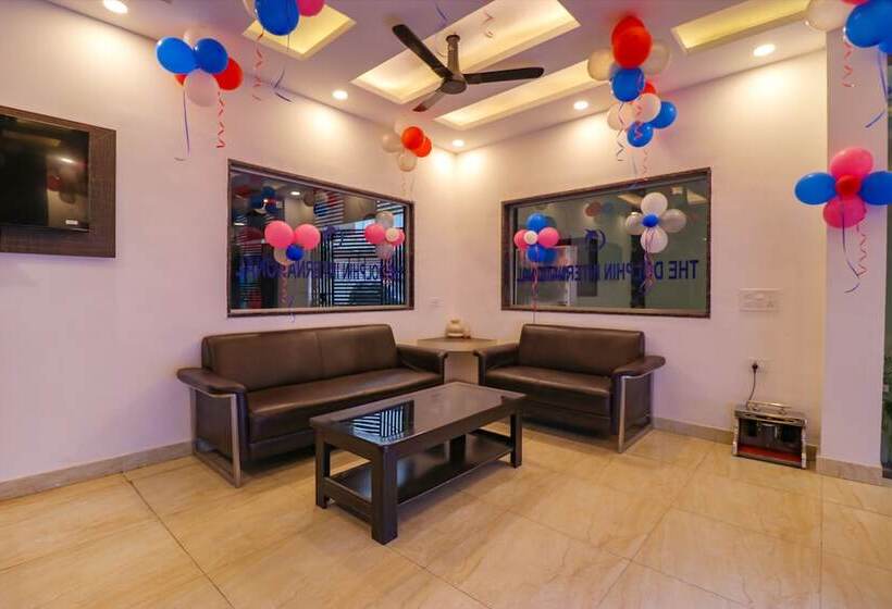 هتل Fabexpress Dolphin International Near Delhi Airport