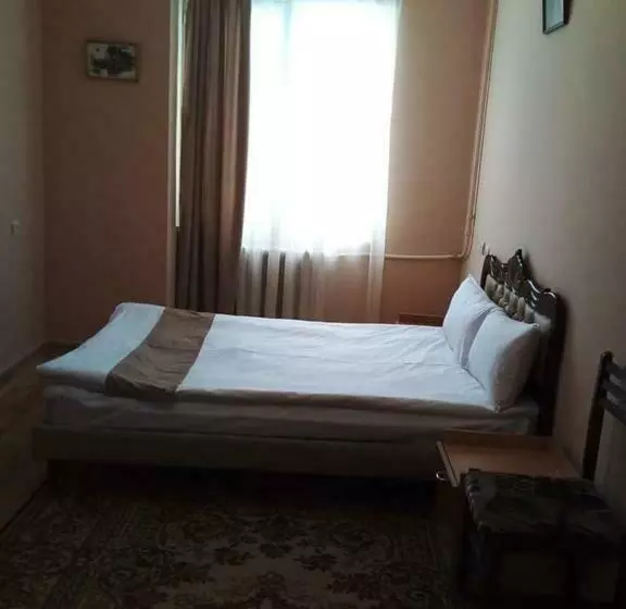 هتل N&r Rest House