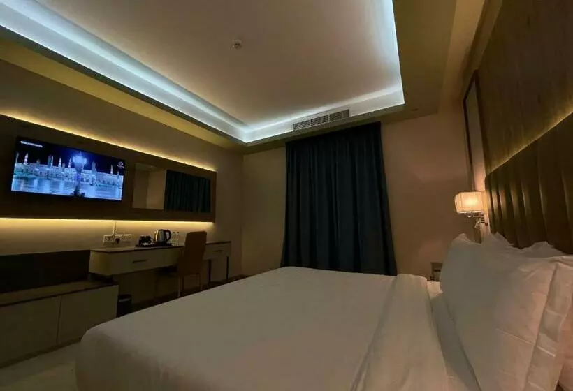Rovan Hotel
