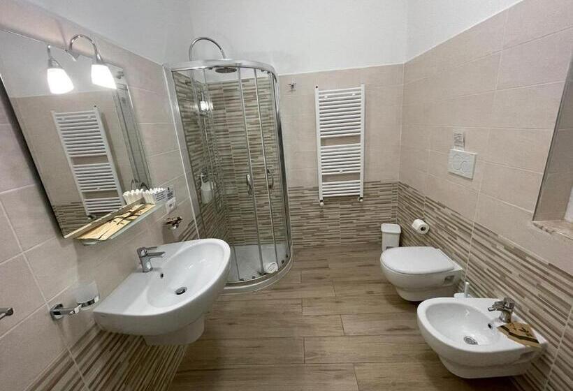 膳宿费 Faro Bianco Gallipoli Suites & Apartments