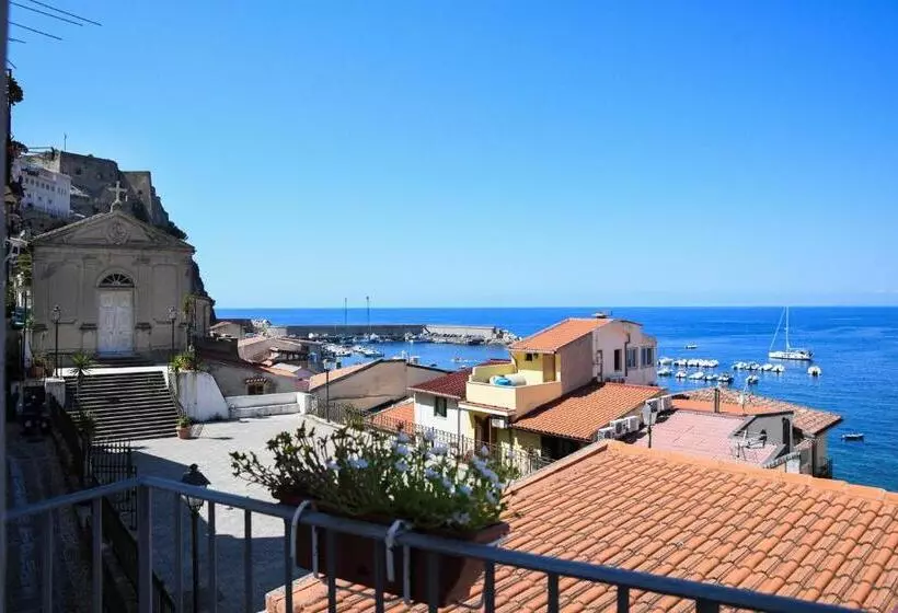 Signora Tita B&b Chianalea   Scilla