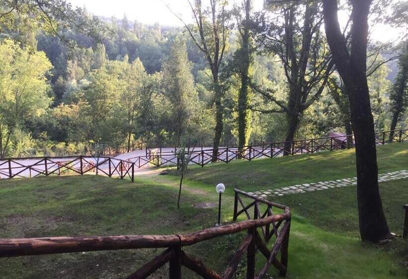 B&b Lo Scoiattolo Del Pollino