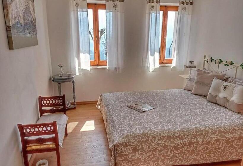 Casa Nella Natura Il Risveglio Degli Elfi