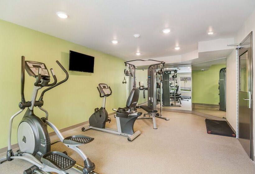 هتل Woodspring Suites Colorado Springs North Air Force Academy