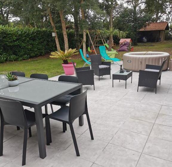 Landaise Spa Terrain Arboré