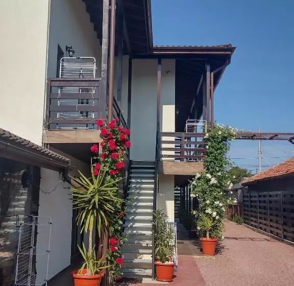ペンション Casa Mura