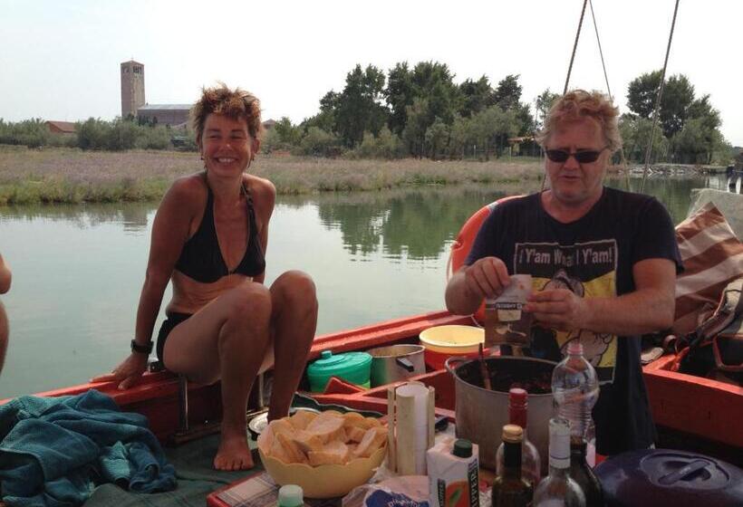 پانسیون Holiday Park   Camping Near Venice