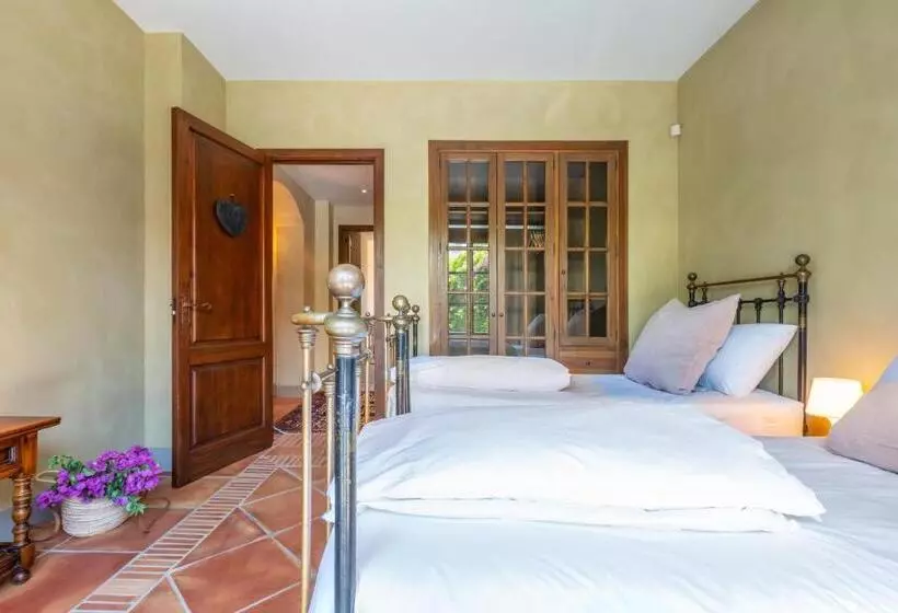 Villa Casa Sol. Encantadora Villa Con Piscina