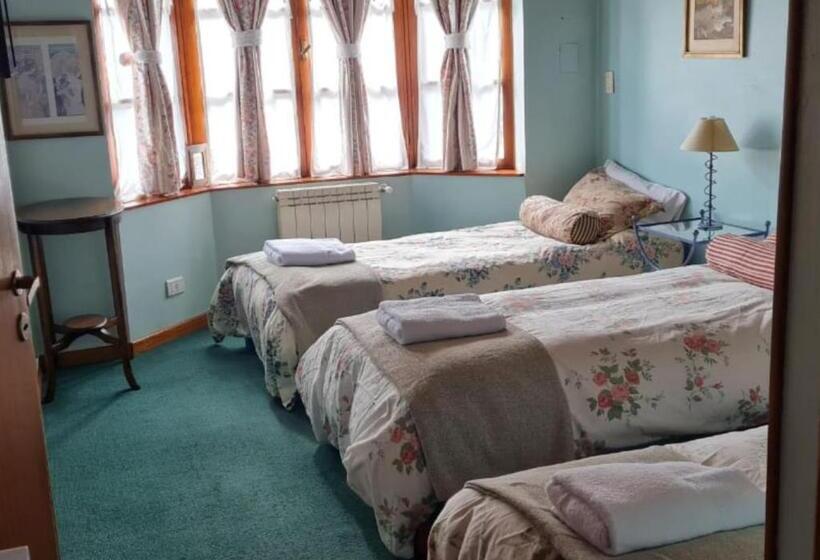 هاستل Flor Austral