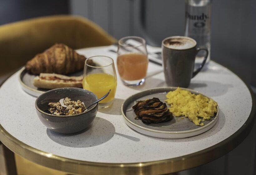 Dandy Hotel & Kitchen