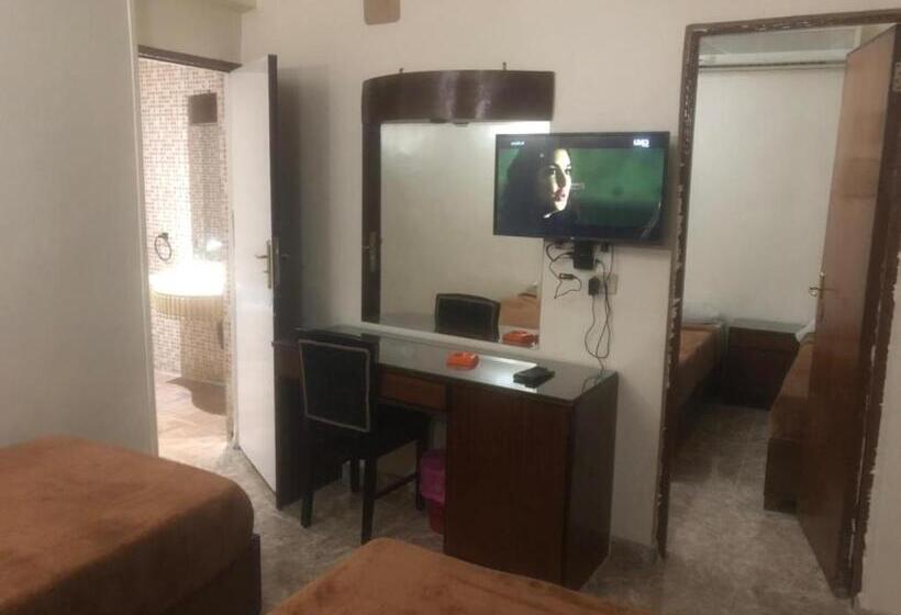 هتل New Saint Catherine