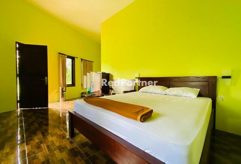 Hotel Dan Gazebo Syariah Pinggir Kali Prigen Redpartner