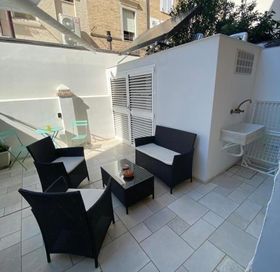 Пансион Home Alba Rooms