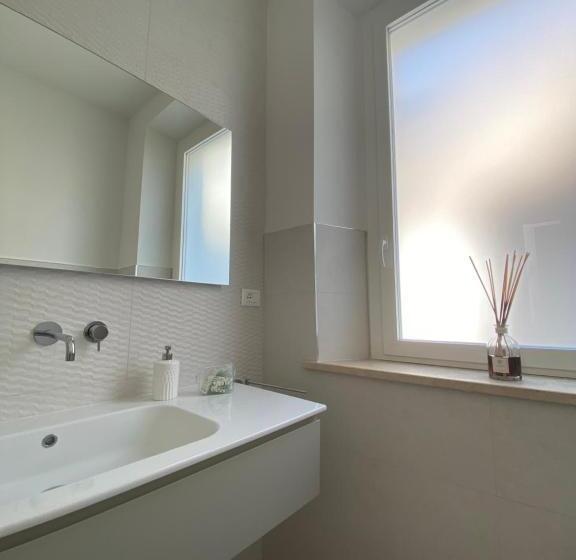 Пансион Home Alba Rooms