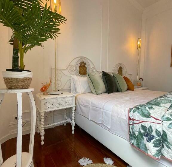 پانسیون Open Door Loft