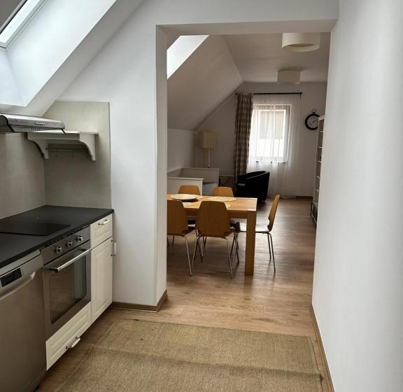 Panzió Penzion Apidae