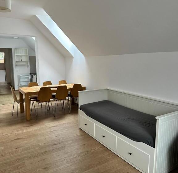 Panzió Penzion Apidae