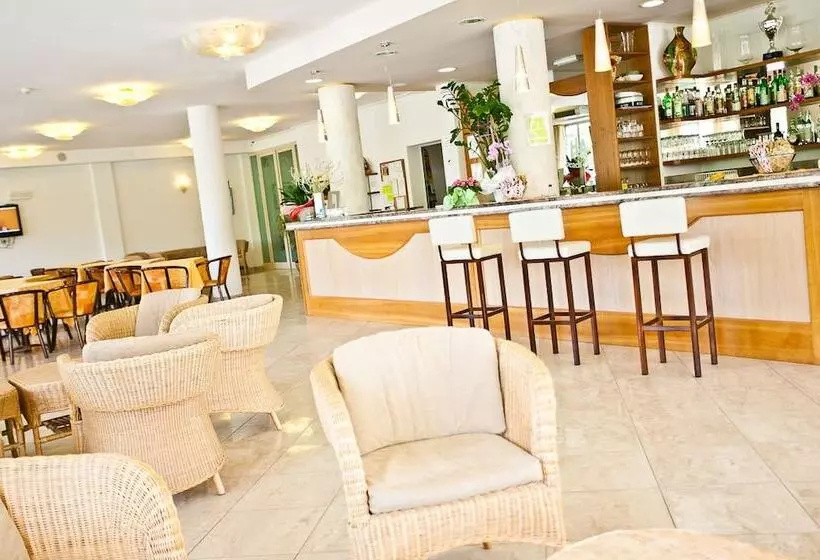 ホテル Adria Beach Club