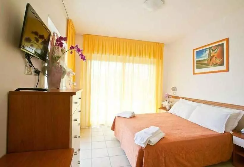 ホテル Adria Beach Club