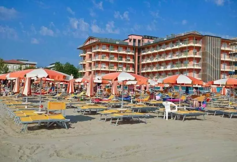 ホテル Adria Beach Club