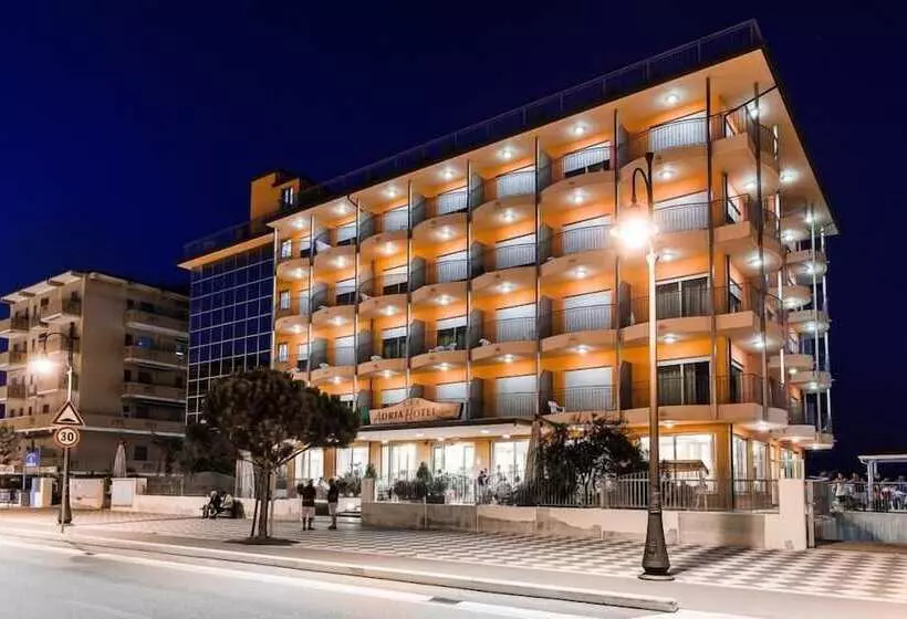 ホテル Adria Beach Club