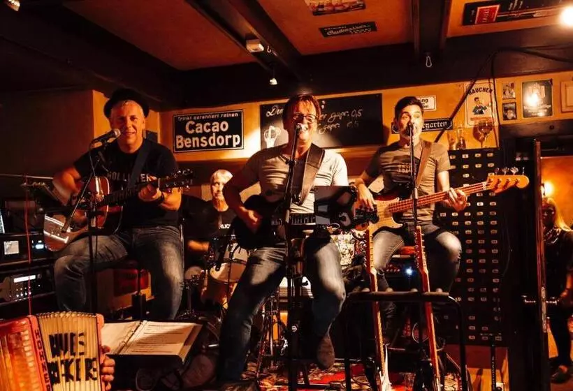 酒店 Brauhaus Breznik