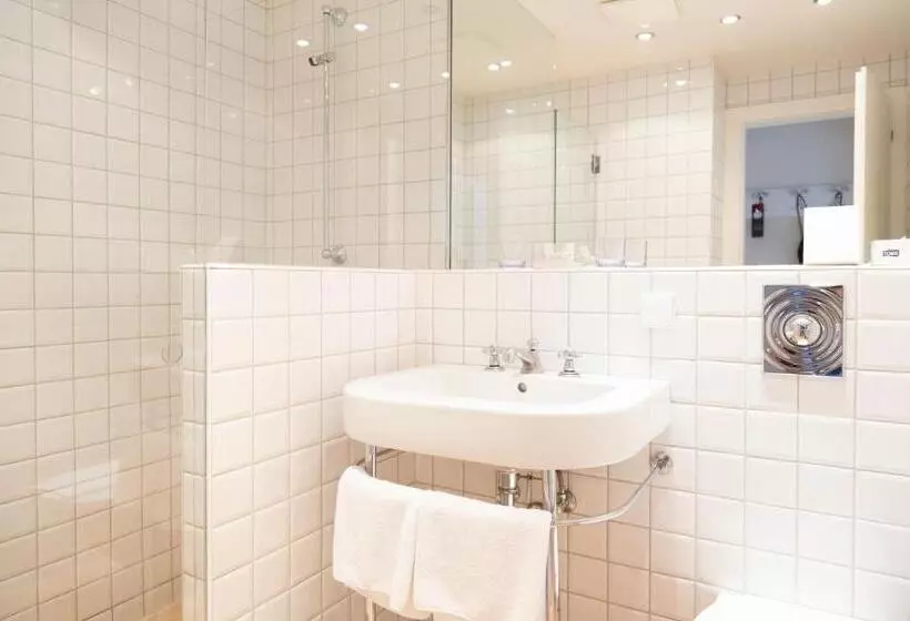 酒店 Brauhaus Breznik