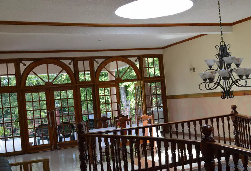 هتل Casa De Shalom