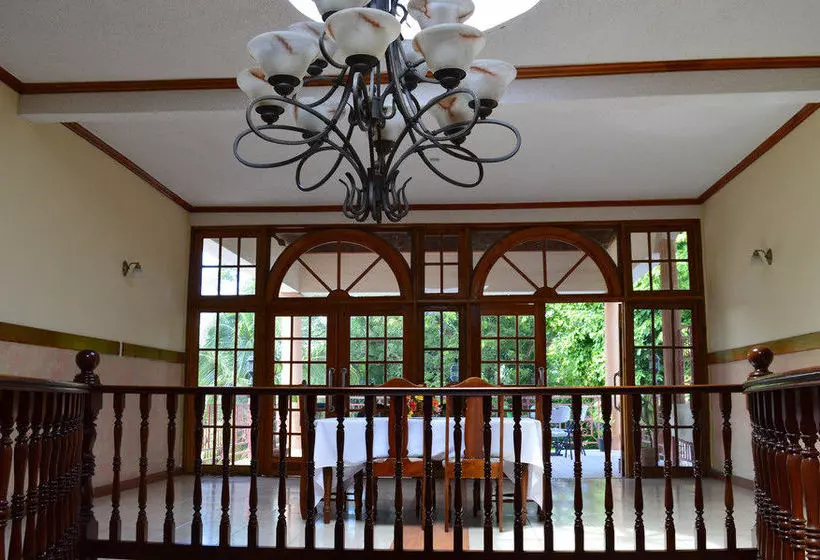 هتل Casa De Shalom