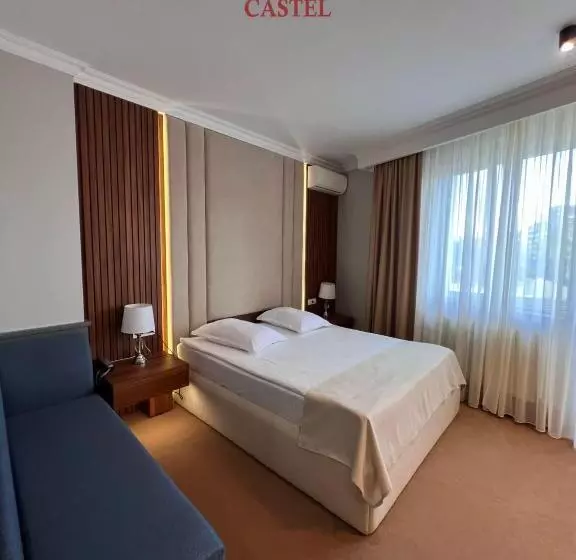 ホテル Castel