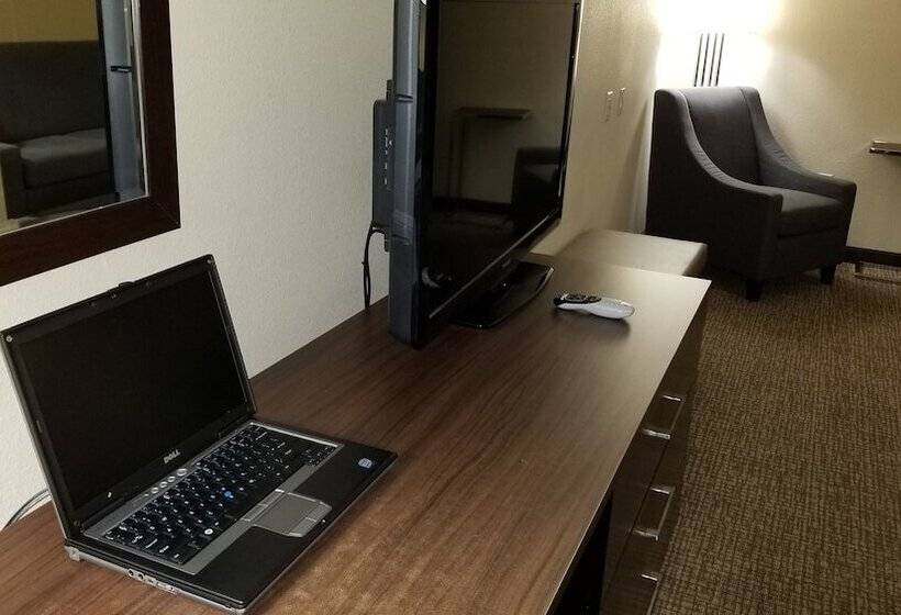 בית מלון כפרי Comfort Inn & Suites Lakeside