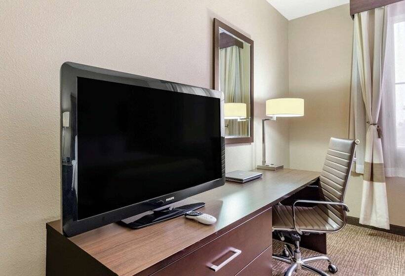 בית מלון כפרי Comfort Inn & Suites Lakeside