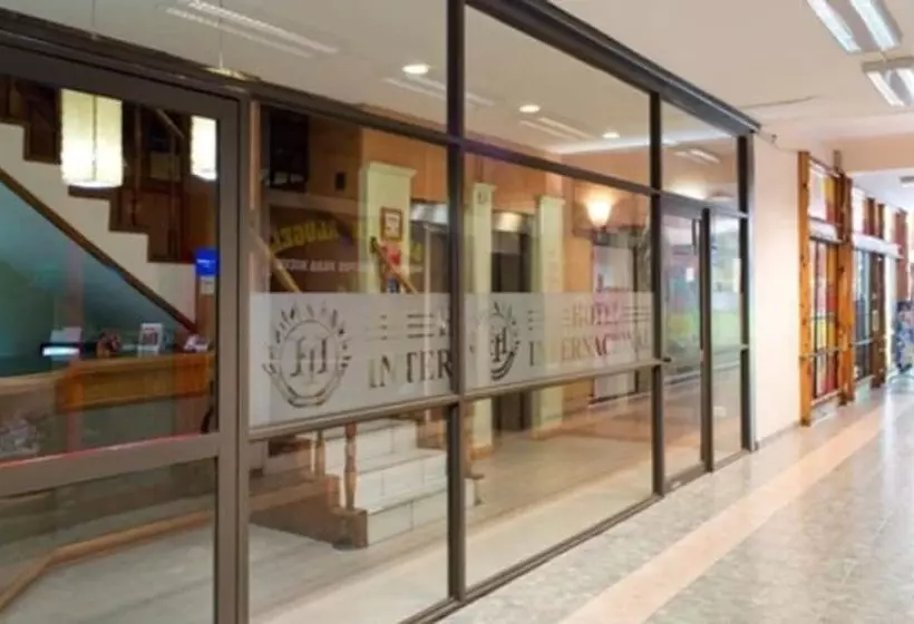 فندق Internacional