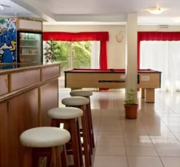 فندق Internacional