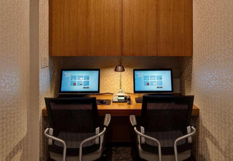 호텔 Springhill Suites By Marriott Wichita Airport