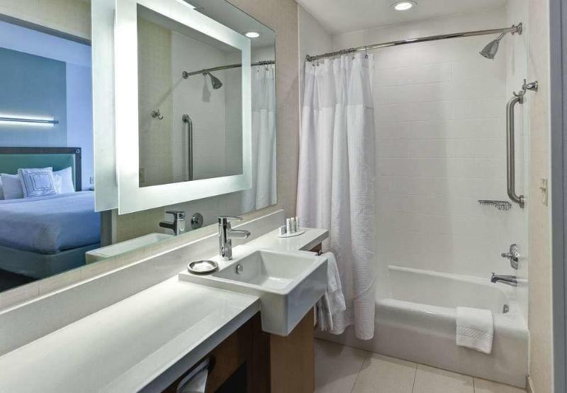 호텔 Springhill Suites By Marriott Wichita Airport