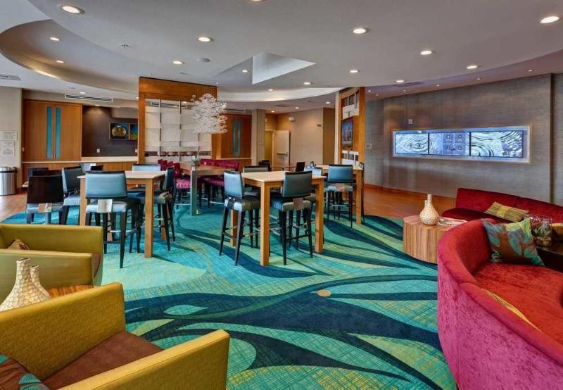 호텔 Springhill Suites By Marriott Wichita Airport