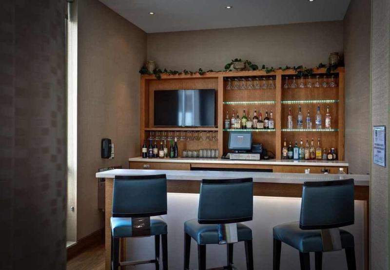 호텔 Springhill Suites By Marriott Wichita Airport