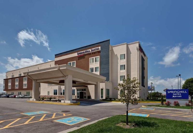 호텔 Springhill Suites By Marriott Wichita Airport